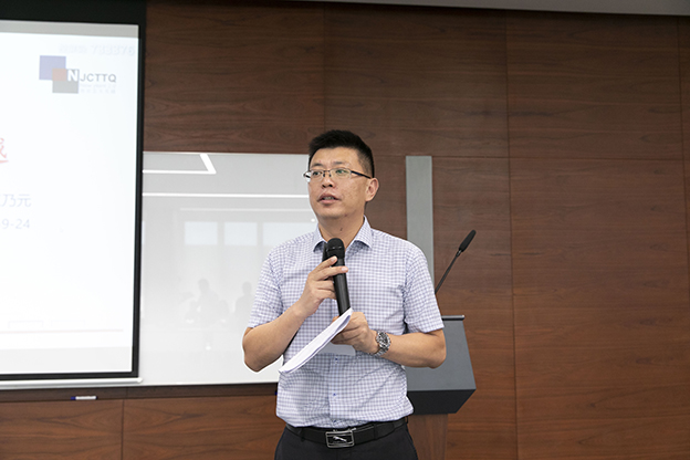 1658195093842304502F.jpg 11.JPG