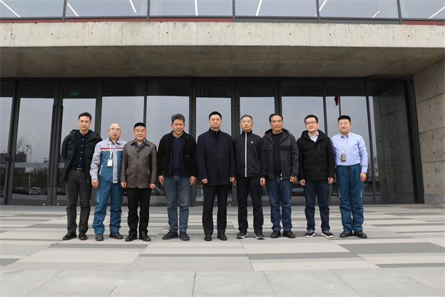 171081004612057541E0.jpg 5.jpg