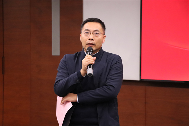 173759487310809129E8.jpg 4.1.jpg